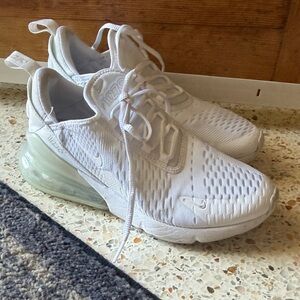 Nike White and Light Green Air Max 270 Shoes
